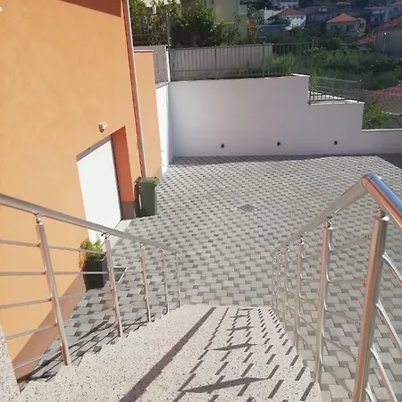 Tomena * Трогир